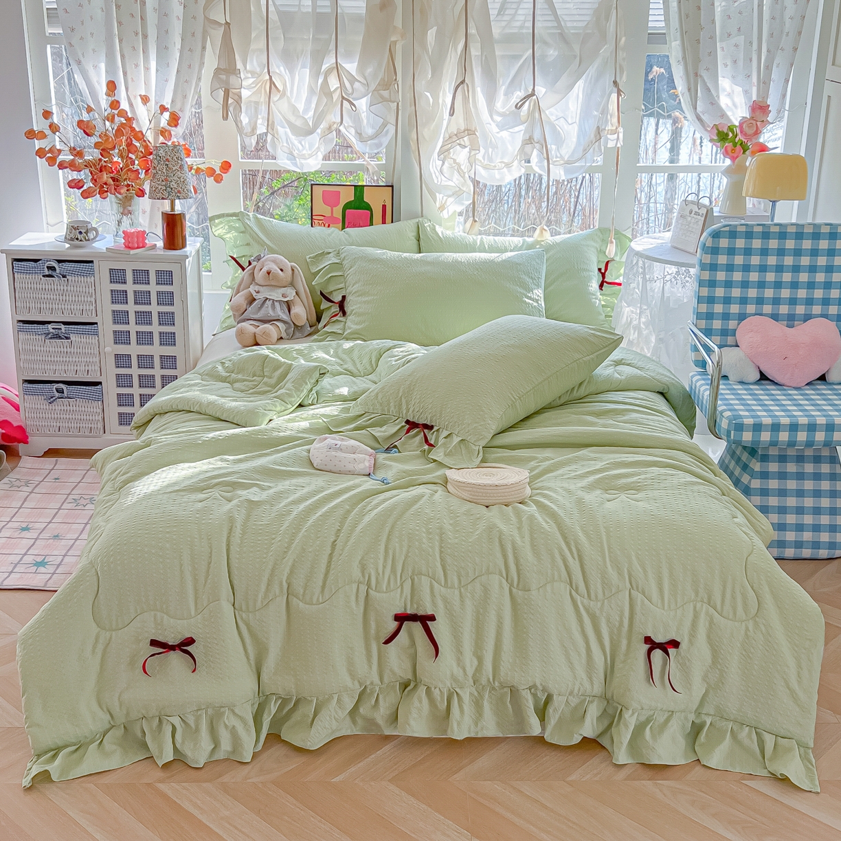 91家纺网 家纺一手货源 找家纺 爱彼家纺 2026新款纯色花边蝴蝶结夏被空调被夏凉被 蝴蝶结夏被-抹茶奶芙