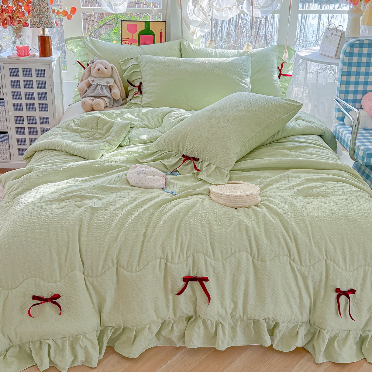 91家纺网 家纺一手货源 找家纺 爱彼家纺 2026新款纯色花边蝴蝶结夏被空调被夏凉被 蝴蝶结夏被-抹茶奶芙