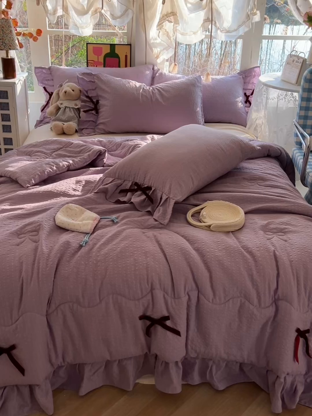 91家纺网 家纺一手货源 找家纺 爱彼家纺 2026新款纯色花边蝴蝶结夏被空调被夏凉被 蝴蝶结夏被-小兔芋泥