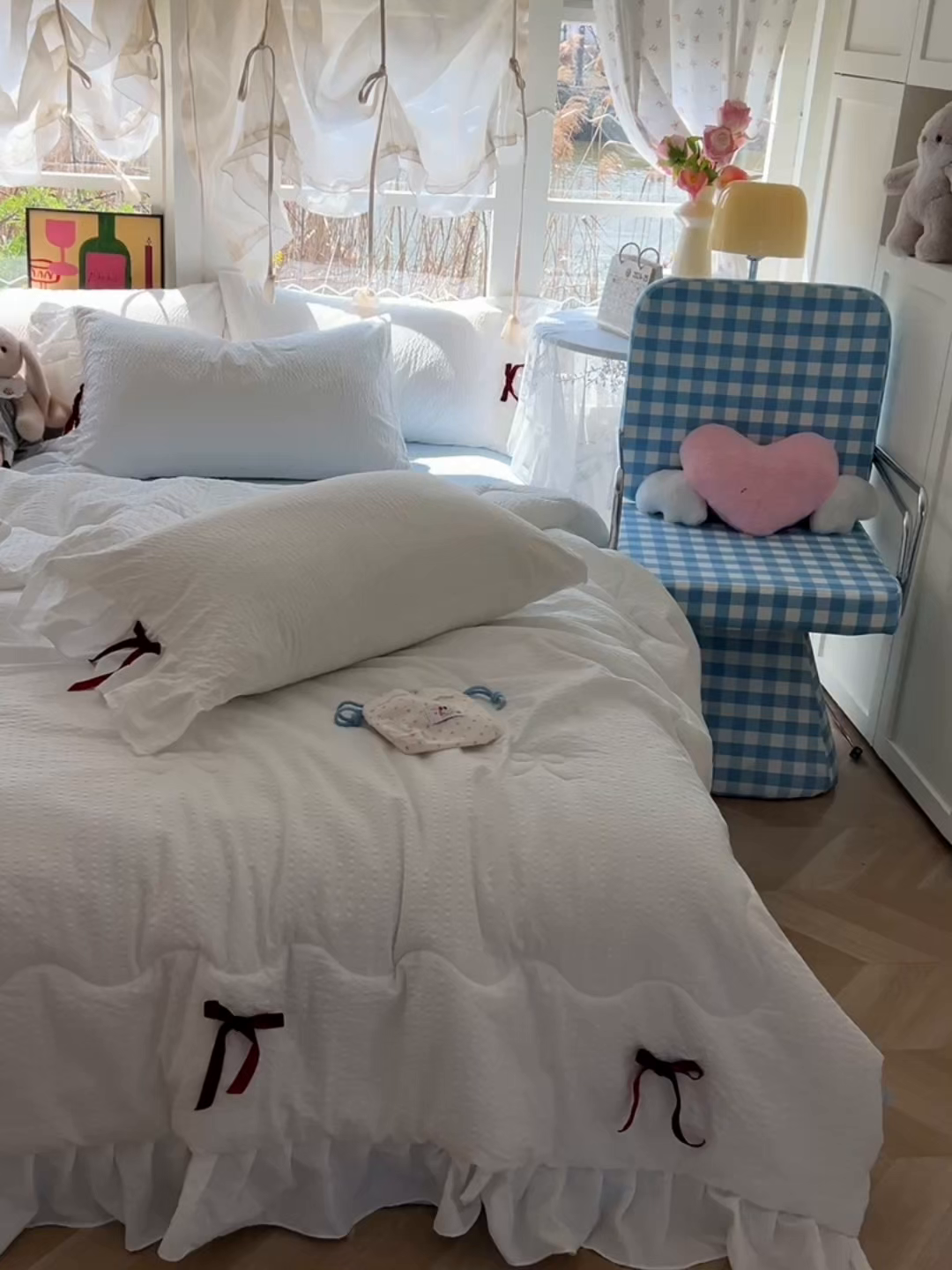 91家纺网 家纺一手货源 找家纺 爱彼家纺 2026新款纯色花边蝴蝶结夏被空调被夏凉被 蝴蝶结夏被-云朵奶冻