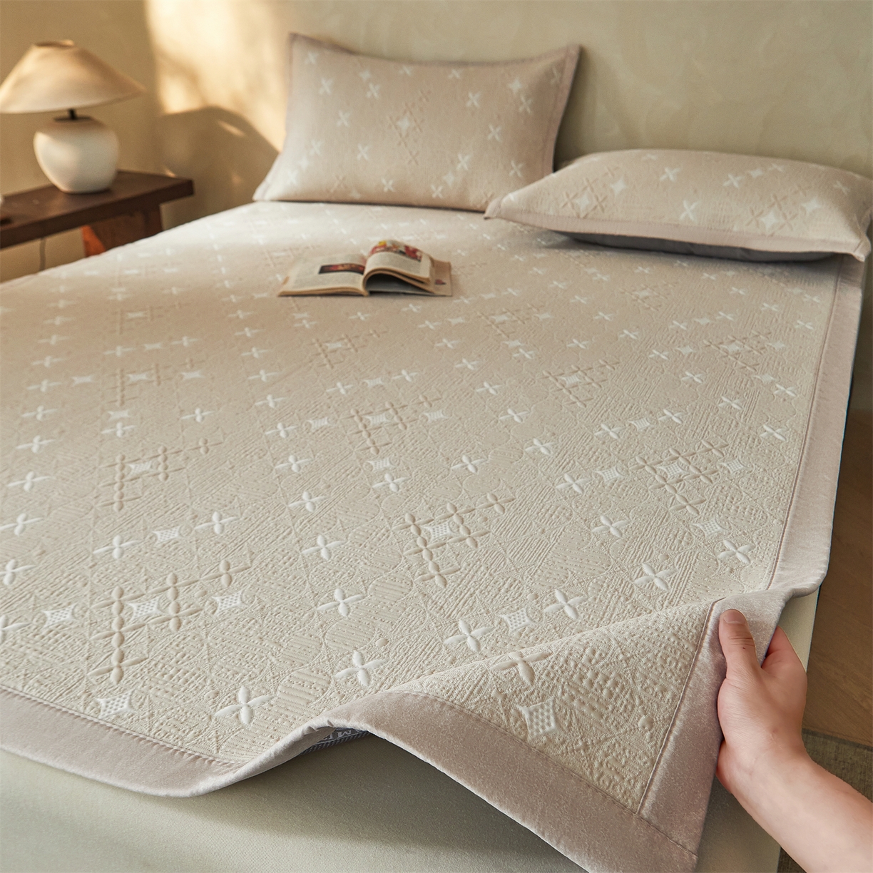 91家纺网 家纺一手货源 找家纺 （总）慕木家纺 2026新款冰豆豆满天星凉席床笠席子凉席