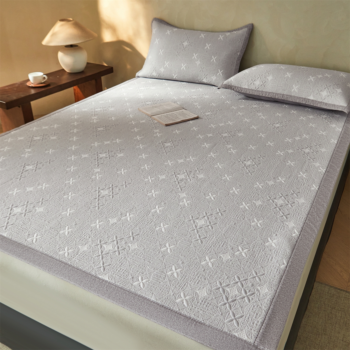 91家纺网 家纺一手货源 找家纺 慕木家纺 2026新款冰豆豆满天星凉席床笠席子凉席 床席款-满天星-灰