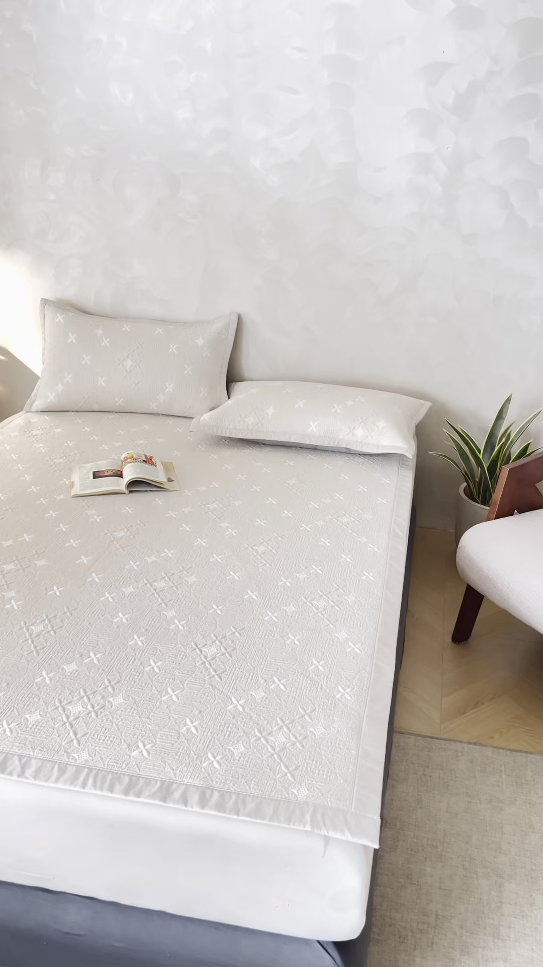 91家纺网 家纺一手货源 找家纺 慕木家纺 2026新款冰豆豆满天星凉席床笠席子凉席 床席款-满天星-卡其