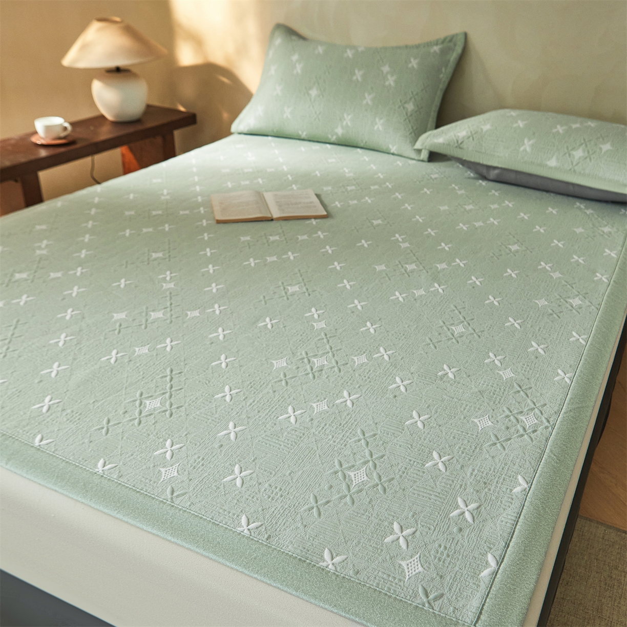 91家纺网 家纺一手货源 找家纺 慕木家纺 2026新款冰豆豆满天星凉席床笠席子凉席 床席款-满天星-绿