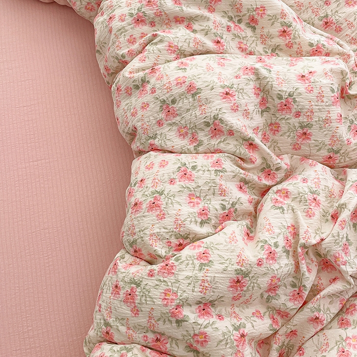 91家纺网 家纺一手货源 找家纺 梦卓家纺 2026新款云感木棉双层纱单品被套 花田