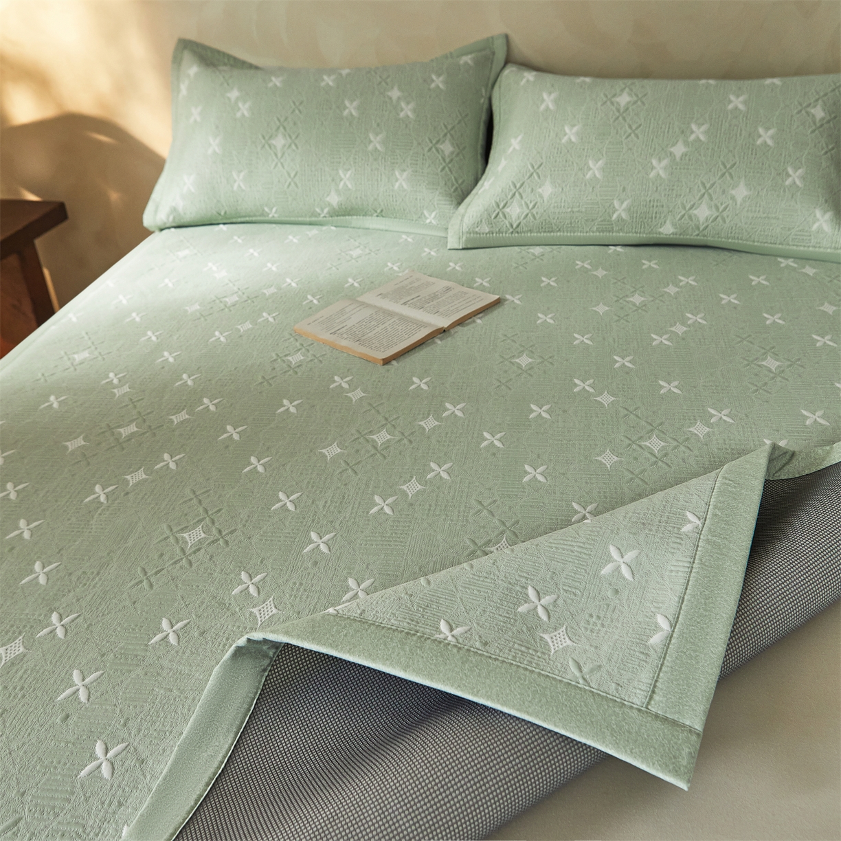 91家纺网 家纺一手货源 找家纺 慕木家纺 2026新款冰豆豆满天星凉席床笠席子凉席 床席款-满天星-绿