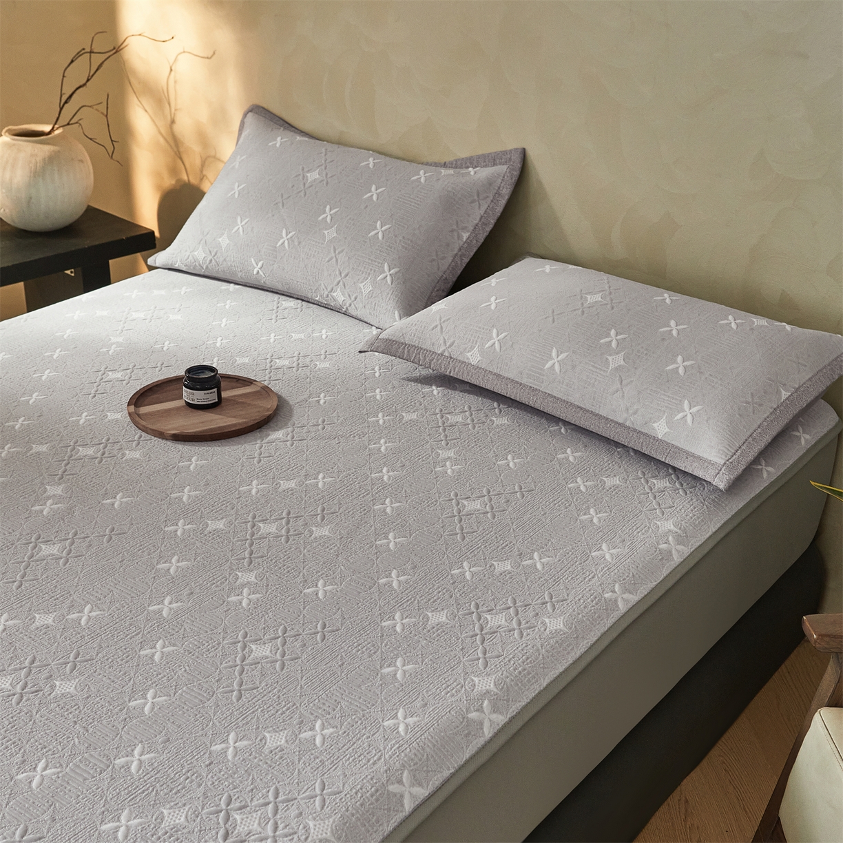 91家纺网 家纺一手货源 找家纺 慕木家纺 2026新款冰豆豆满天星凉席床笠席子凉席 床笠款-满天星-灰