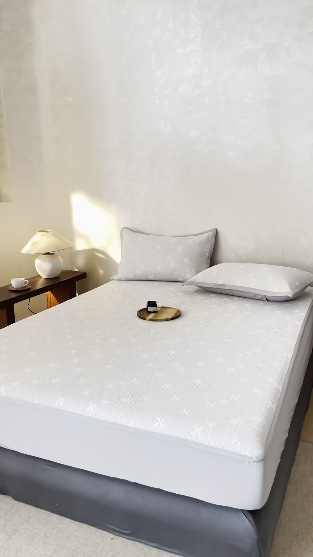 91家纺网 家纺一手货源 找家纺 慕木家纺 2026新款冰豆豆满天星凉席床笠席子凉席 床笠款-满天星-灰