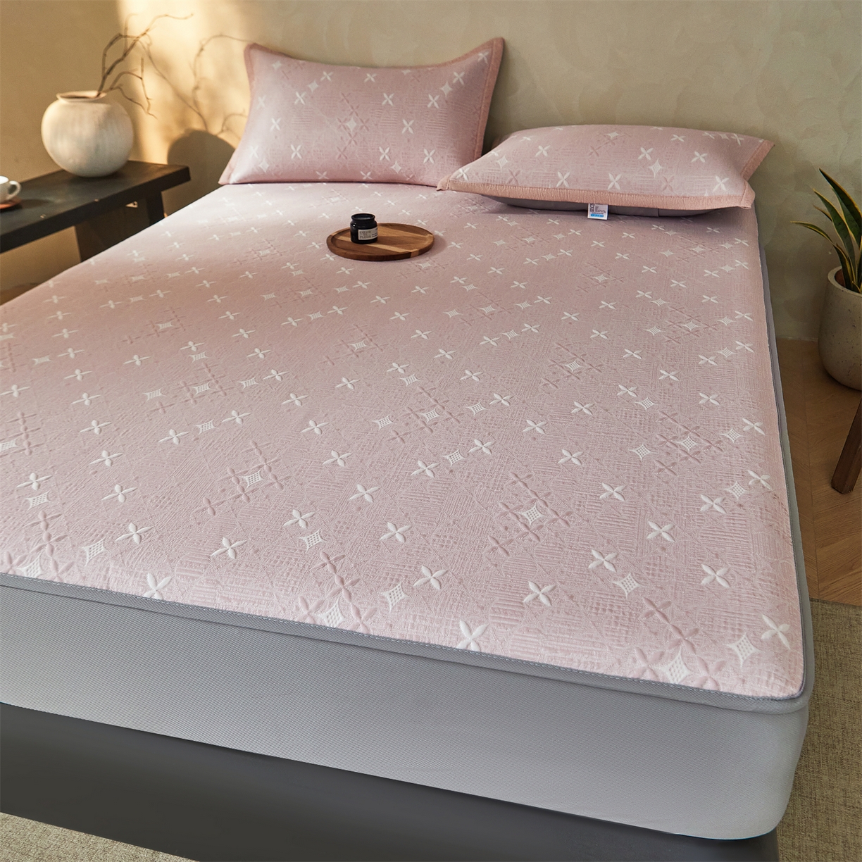 91家纺网 家纺一手货源 找家纺 慕木家纺 2026新款冰豆豆满天星凉席床笠席子凉席 床笠款-满天星-粉