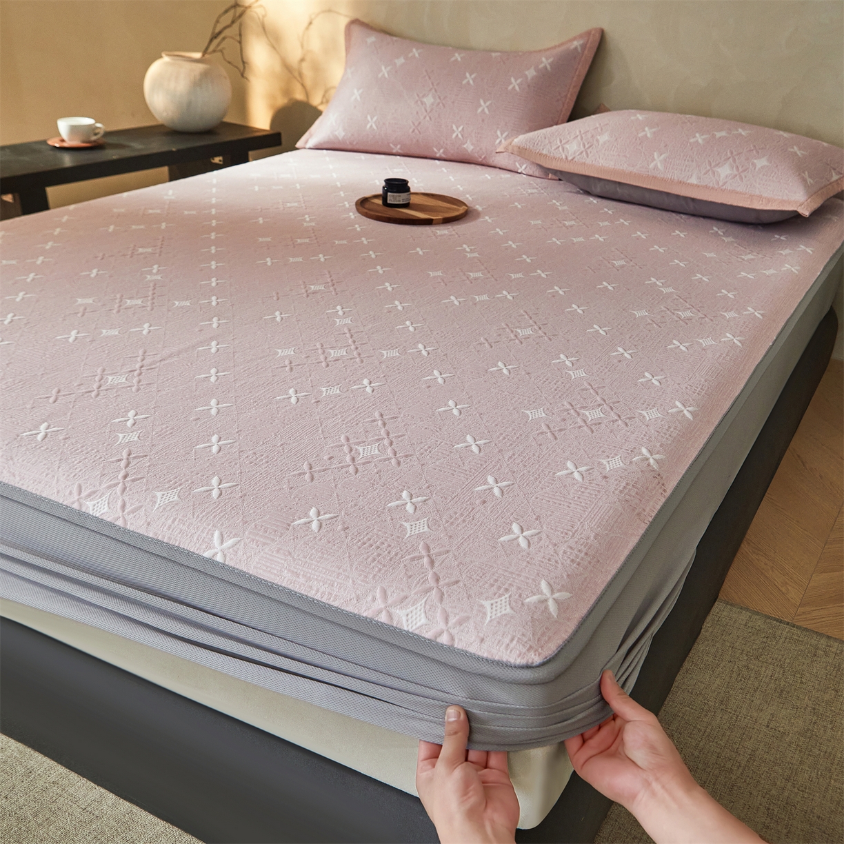 91家纺网 家纺一手货源 找家纺 慕木家纺 2026新款冰豆豆满天星凉席床笠席子凉席 床笠款-满天星-粉