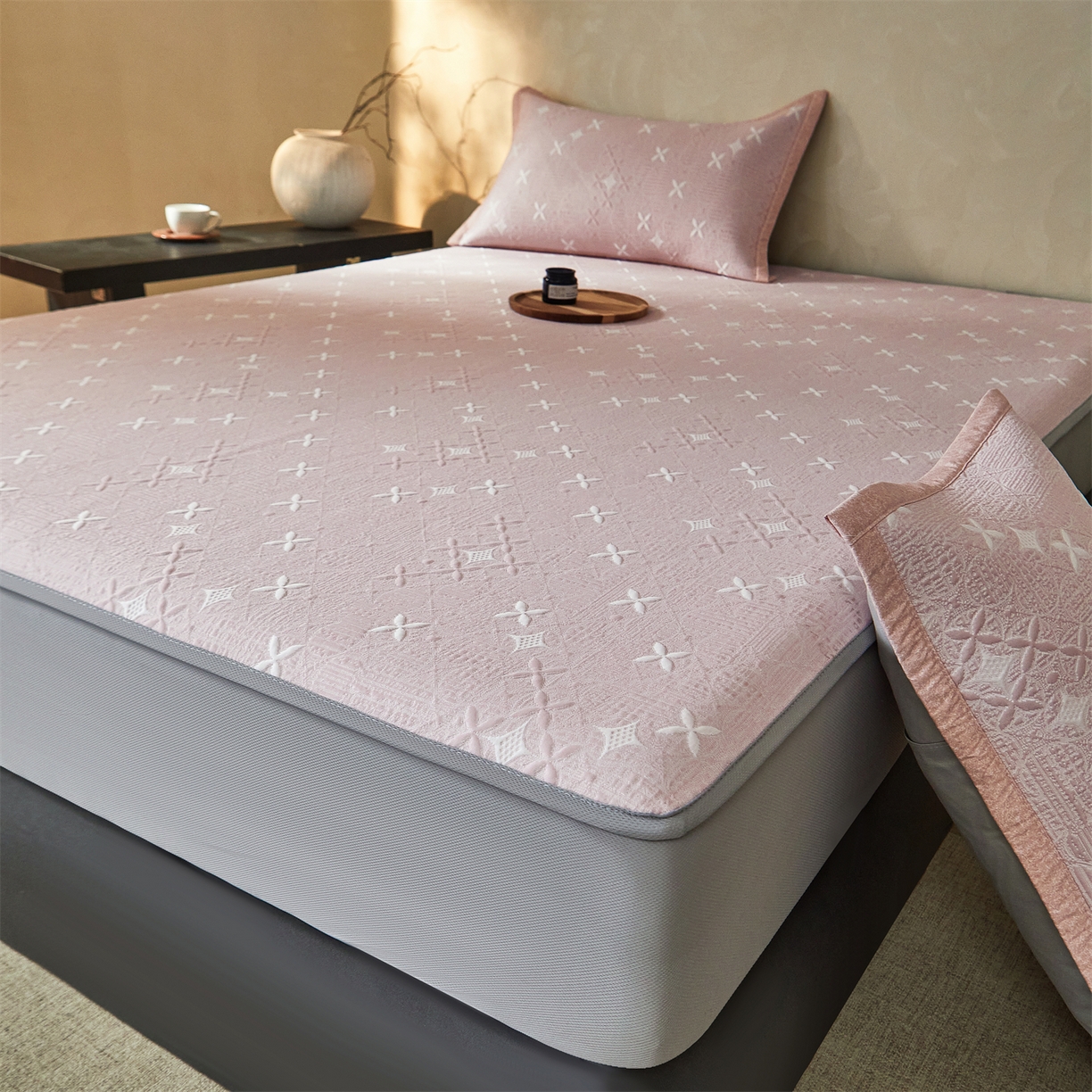 91家纺网 家纺一手货源 找家纺 慕木家纺 2026新款冰豆豆满天星凉席床笠席子凉席 床笠款-满天星-粉