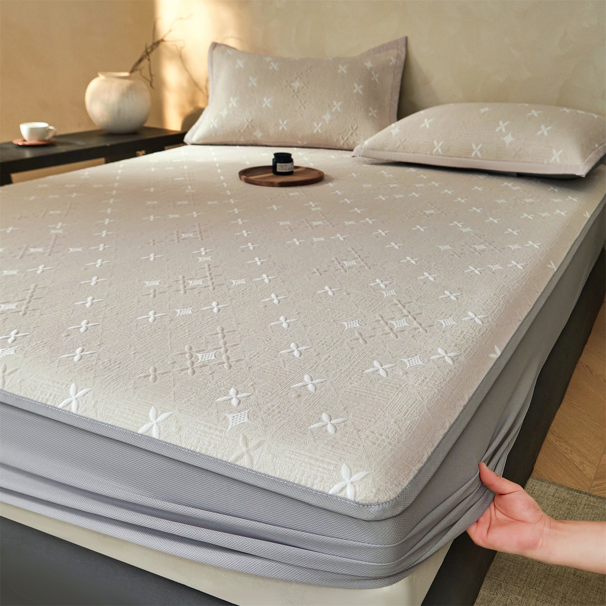 91家纺网 家纺一手货源 找家纺 慕木家纺 2026新款冰豆豆满天星凉席床笠席子凉席 床笠款-满天星-卡其