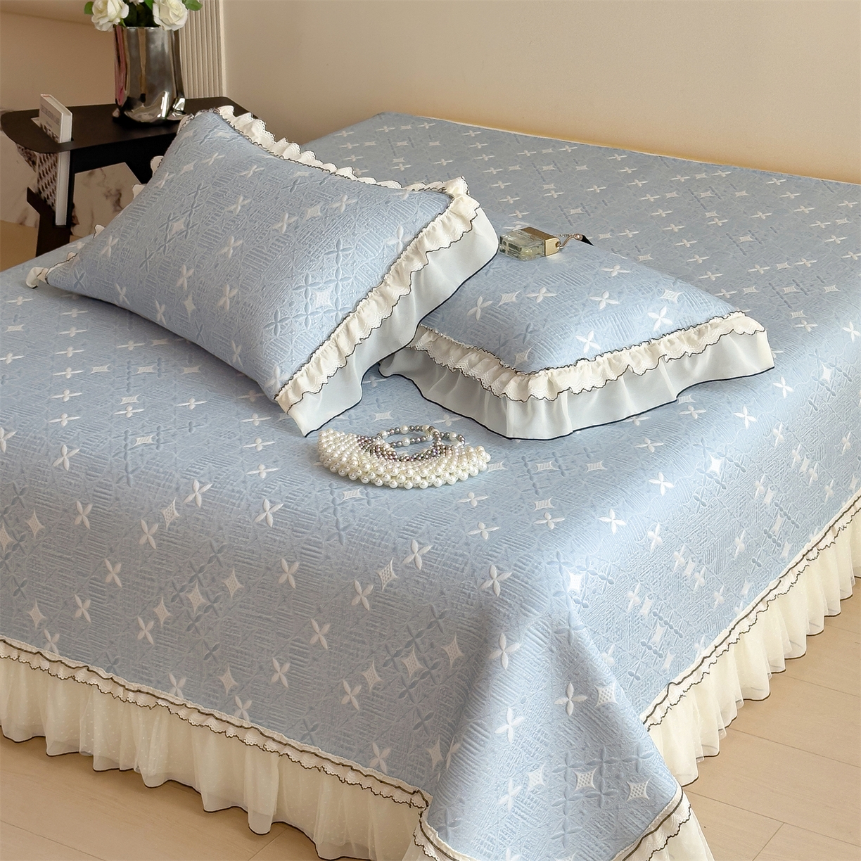 91家纺网 家纺一手货源 找家纺 慕木家纺 2026新款满天星系列冰豆豆凉席(三明治复合)乙纶面料 满天星-蓝