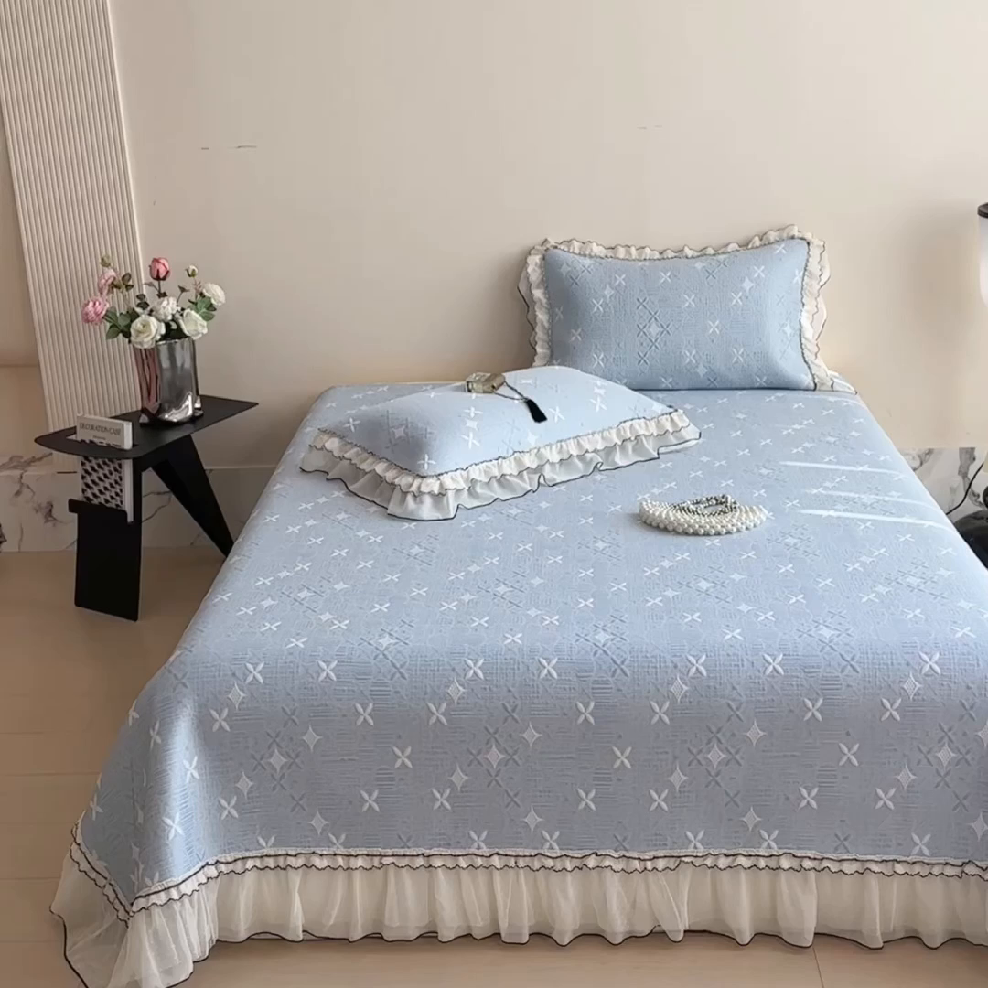 91家纺网 家纺一手货源 找家纺 慕木家纺 2026新款满天星系列冰豆豆凉席(三明治复合)乙纶面料 满天星-蓝