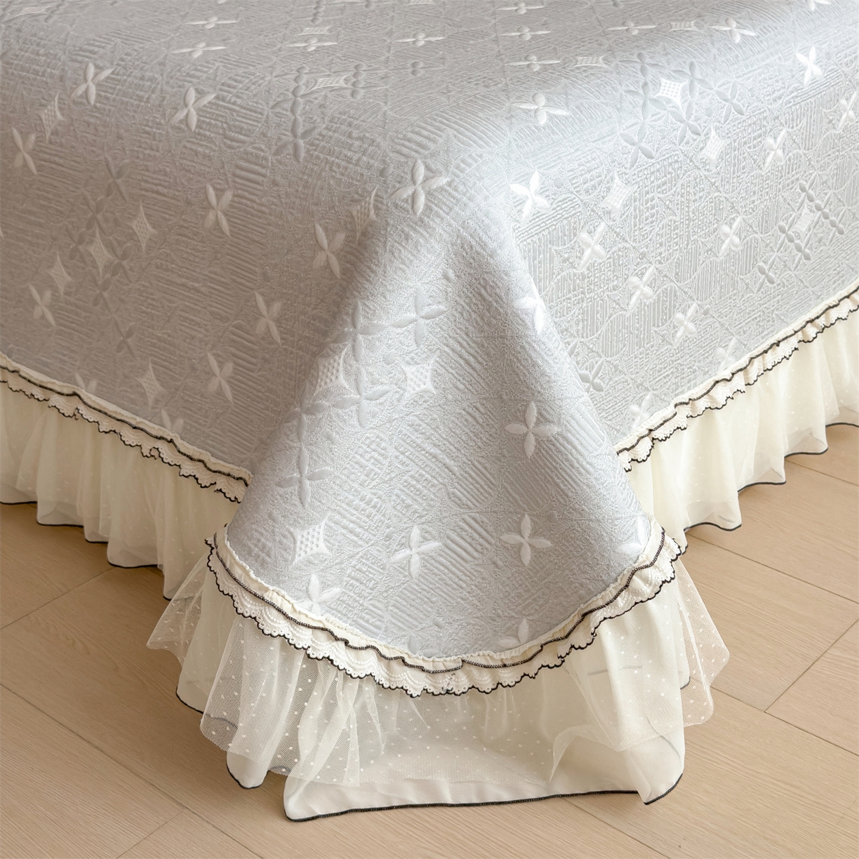 91家纺网 家纺一手货源 找家纺 慕木家纺 2026新款满天星系列冰豆豆凉席(三明治复合)乙纶面料 满天星-灰