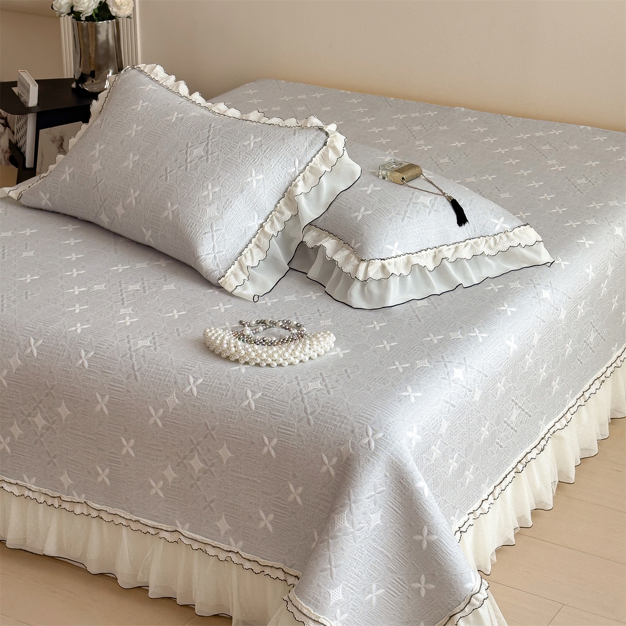 91家纺网 家纺一手货源 找家纺 慕木家纺 2026新款满天星系列冰豆豆凉席(三明治复合)乙纶面料 满天星-灰