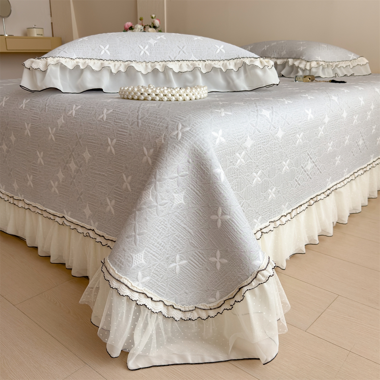 91家纺网 家纺一手货源 找家纺 慕木家纺 2026新款满天星系列冰豆豆凉席(三明治复合)乙纶面料 满天星-灰