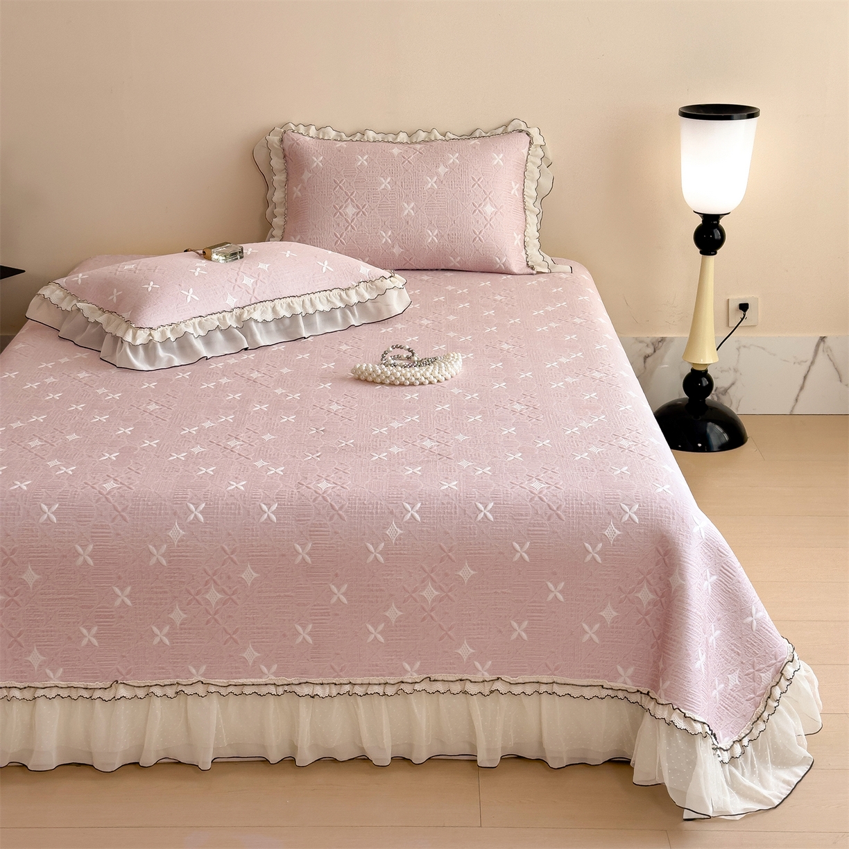 91家纺网 家纺一手货源 找家纺 慕木家纺 2026新款满天星系列冰豆豆凉席(三明治复合)乙纶面料 满天星-粉