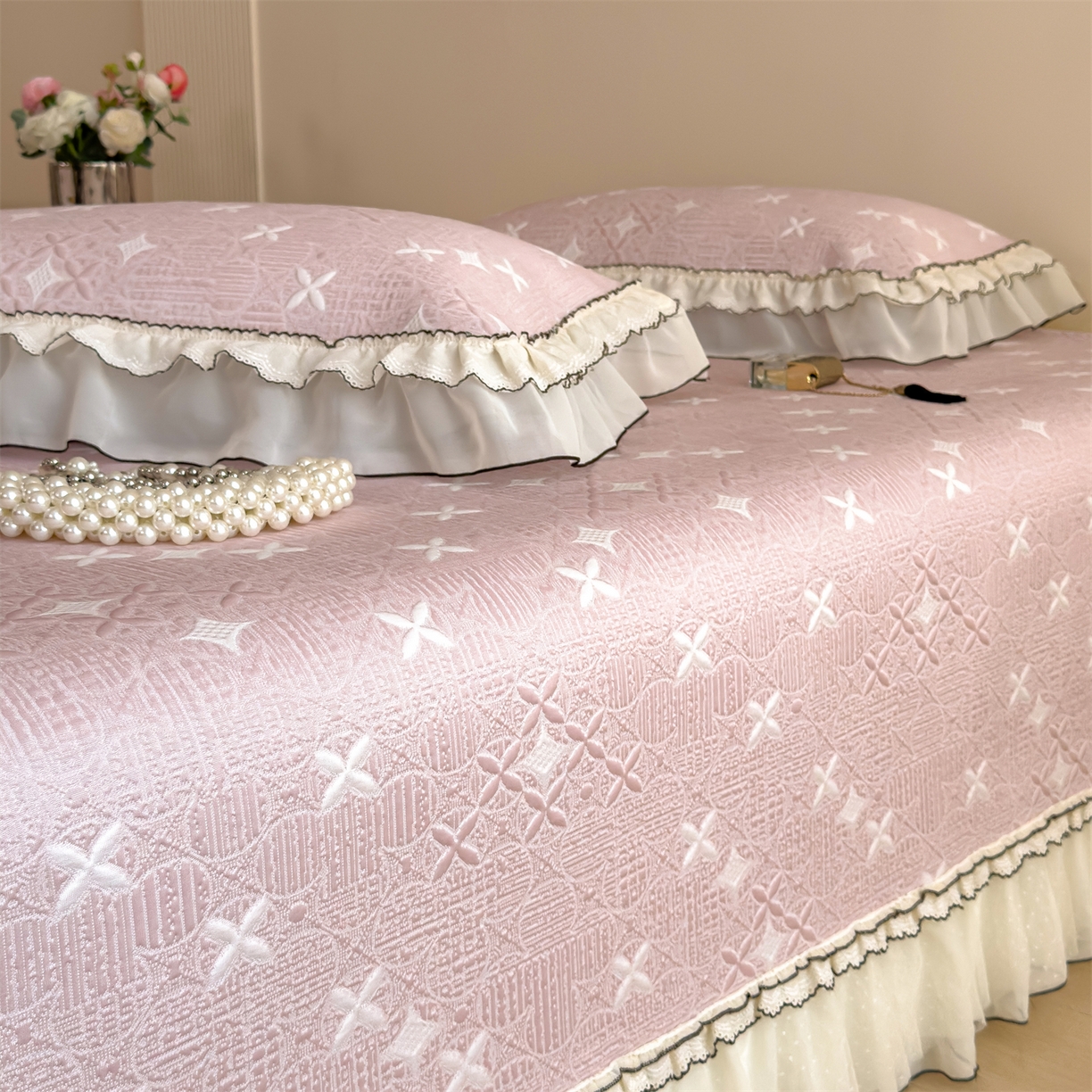 91家纺网 家纺一手货源 找家纺 慕木家纺 2026新款满天星系列冰豆豆凉席(三明治复合)乙纶面料 满天星-粉