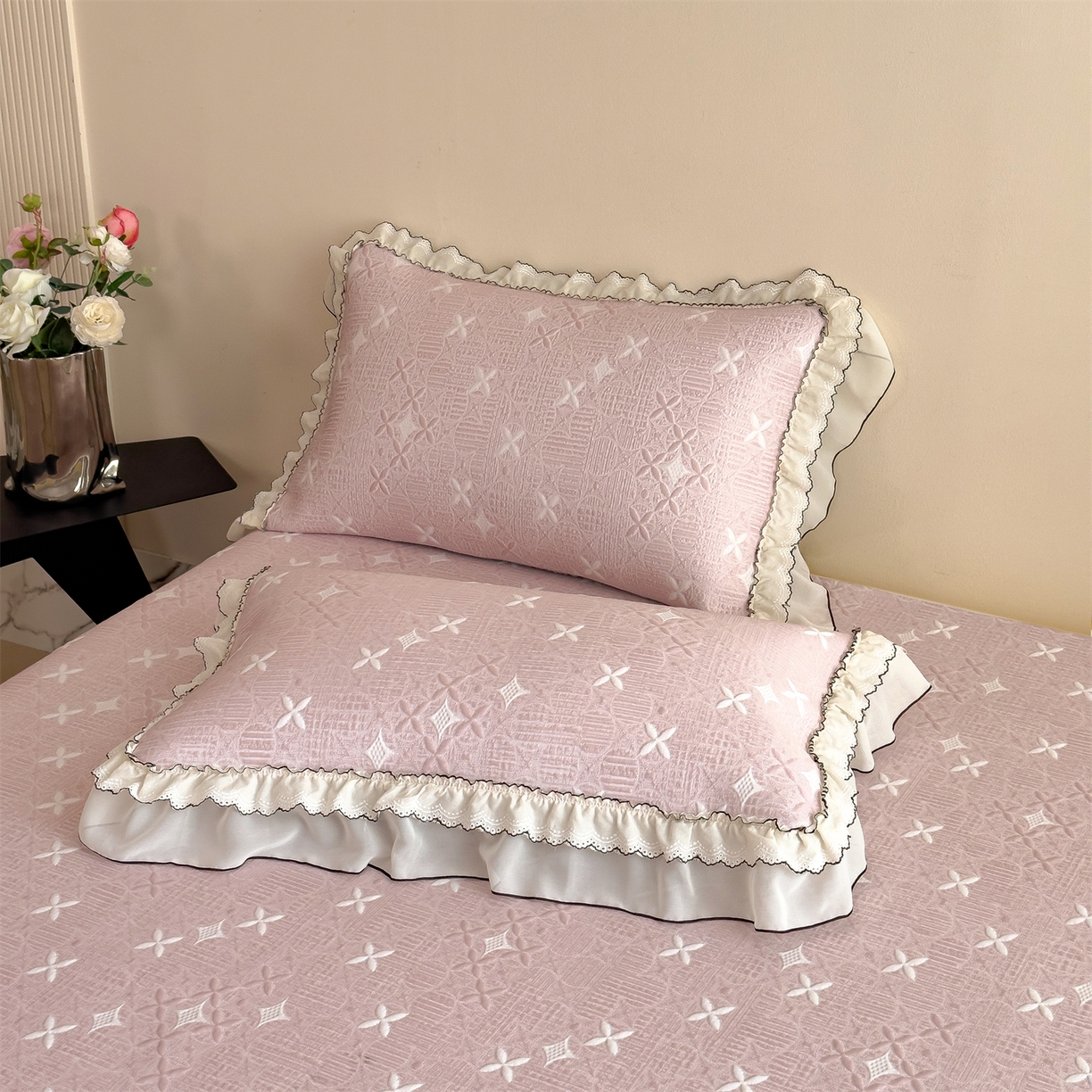 91家纺网 家纺一手货源 找家纺 慕木家纺 2026新款满天星系列冰豆豆凉席(三明治复合)乙纶面料 满天星-粉