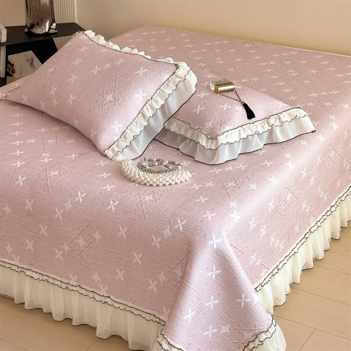 91家纺网 家纺一手货源 找家纺 慕木家纺 2026新款满天星系列冰豆豆凉席(三明治复合)乙纶面料 满天星-粉