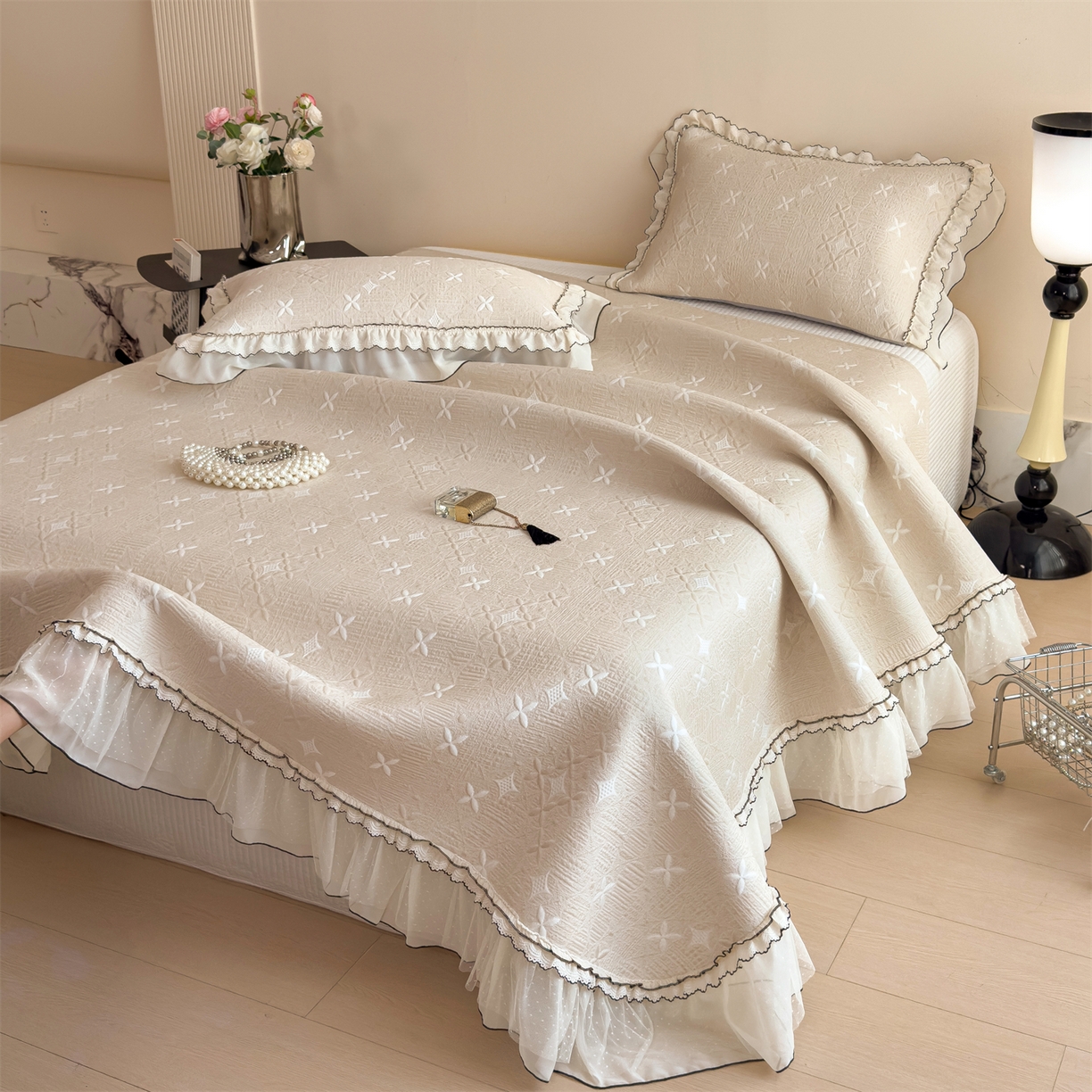 91家纺网 家纺一手货源 找家纺 慕木家纺 2026新款满天星系列冰豆豆凉席(三明治复合)乙纶面料 满天星-卡其