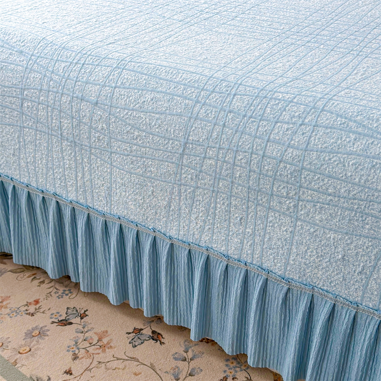 91家纺网 家纺一手货源 找家纺 慕木家纺 2026新款满天星系列冰豆豆凉席(三明治复合)乙纶面料 罗马曲线-蓝