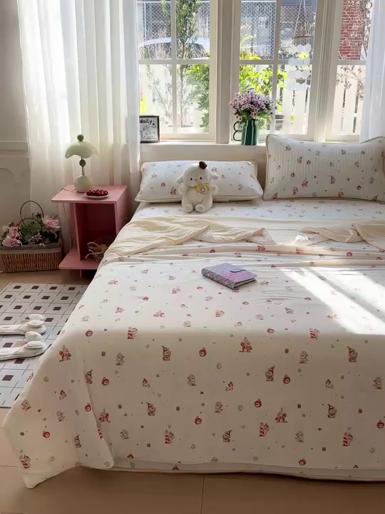 91家纺网 家纺一手货源 找家纺 卡普家居 2026新款A类锦氨凉感印花夏被床盖床单款四件套 星星人