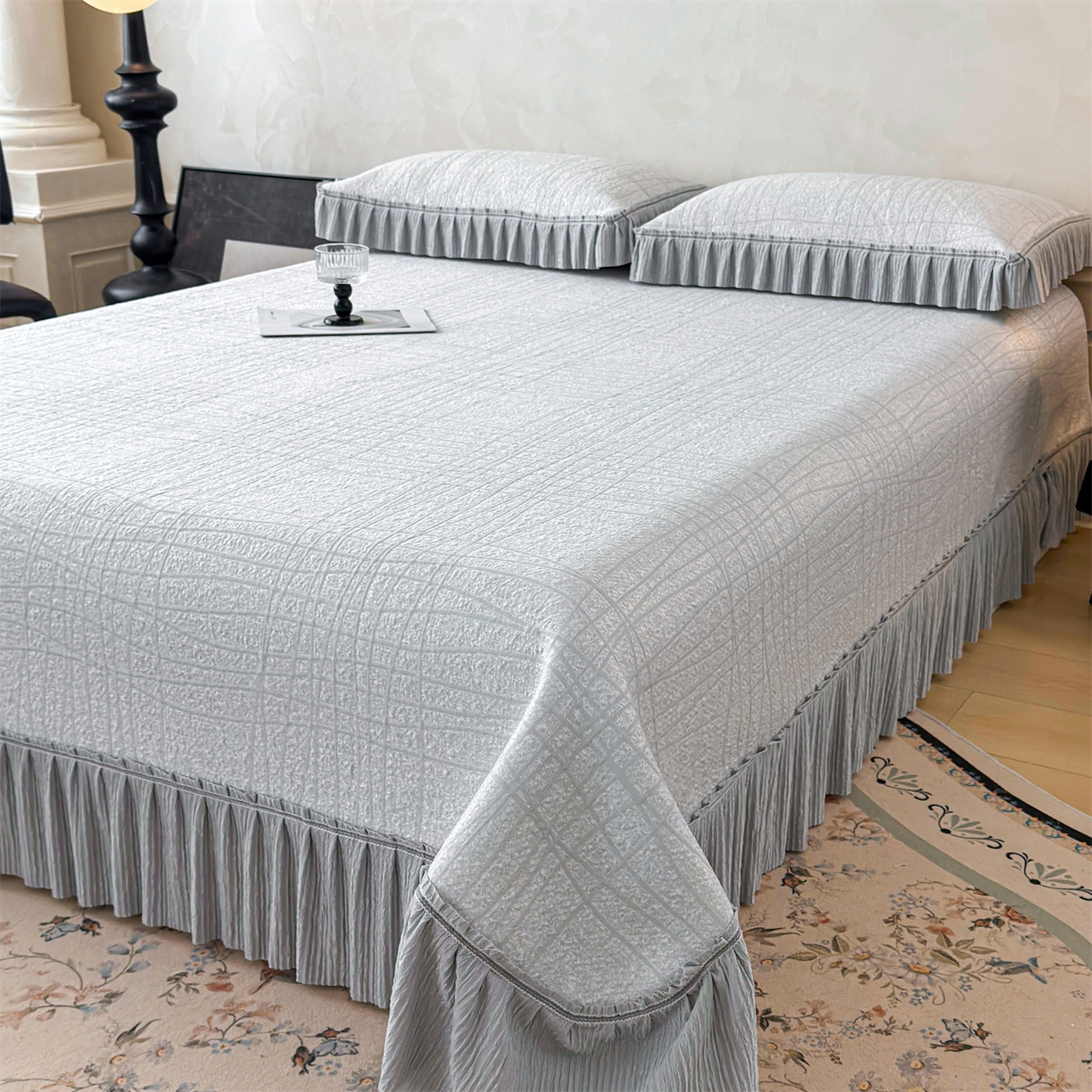 91家纺网 家纺一手货源 找家纺 慕木家纺 2026新款满天星系列冰豆豆凉席(三明治复合)乙纶面料 罗马曲线-灰