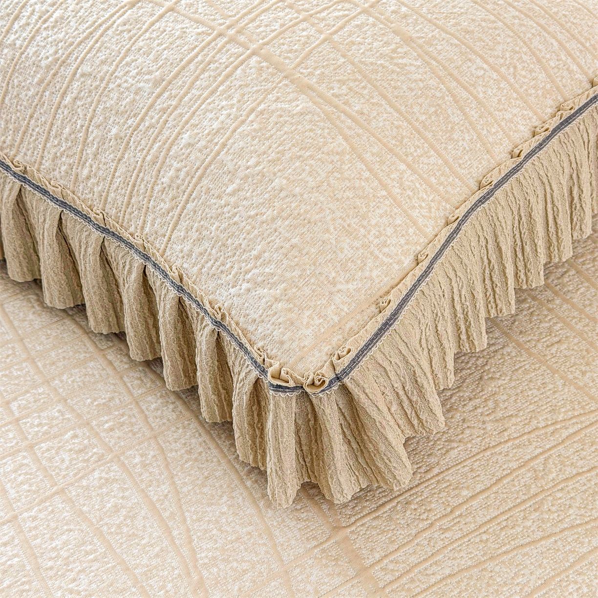 91家纺网 家纺一手货源 找家纺 慕木家纺 2026新款满天星系列冰豆豆凉席(三明治复合)乙纶面料 罗马曲线-卡其