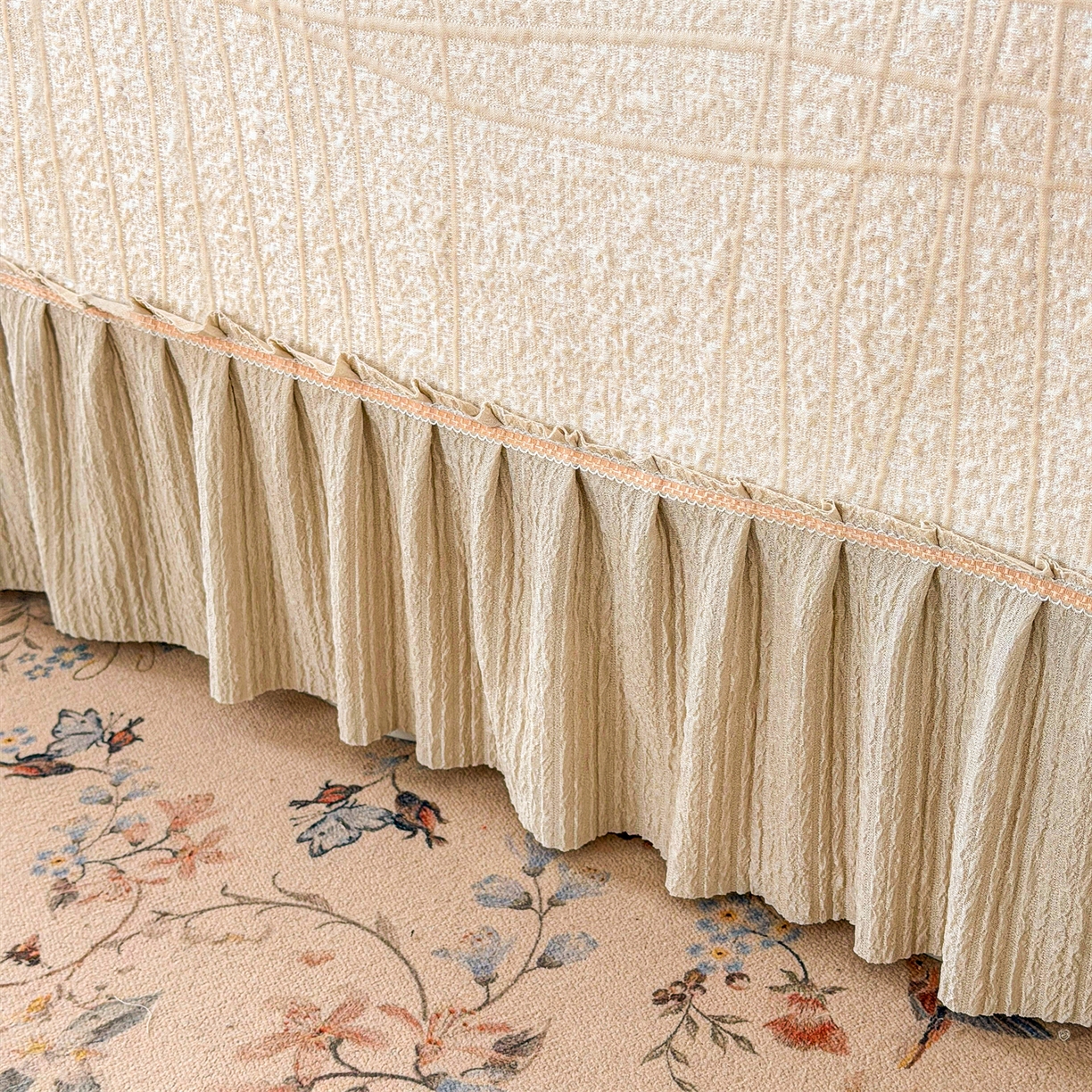 91家纺网 家纺一手货源 找家纺 慕木家纺 2026新款满天星系列冰豆豆凉席(三明治复合)乙纶面料 罗马曲线-卡其