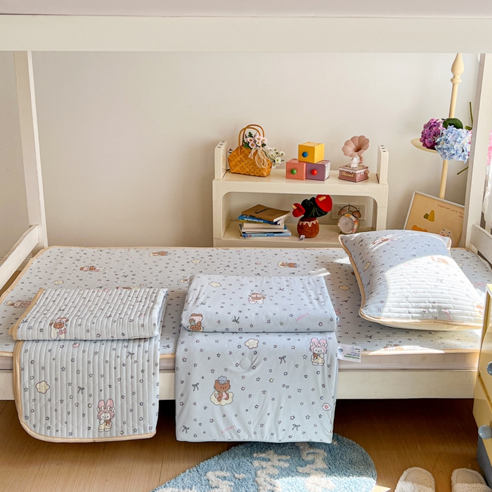 91家纺网 家纺一手货源 找家纺 （总）卡普家居 2026新款A类锦氨凉感印花夏被床盖床单款三件套