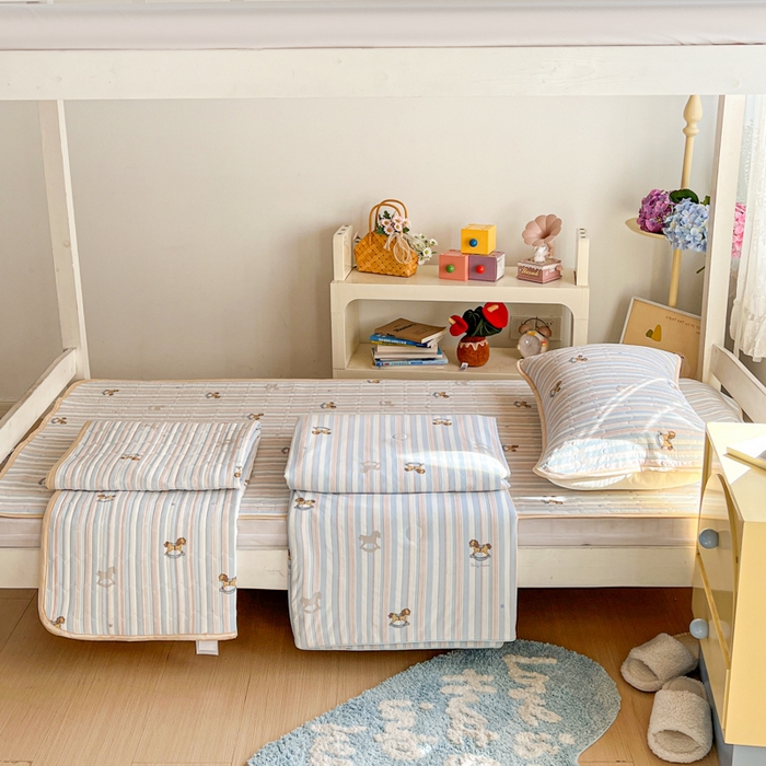 91家纺网 家纺一手货源 找家纺 （总）卡普家居 2026新款A类锦氨凉感印花夏被床盖床单款三件套