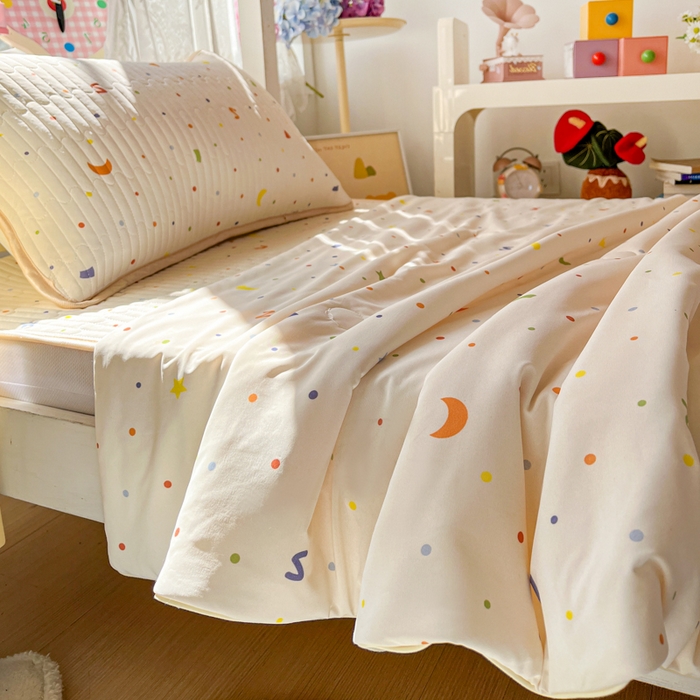 91家纺网 家纺一手货源 找家纺 （总）卡普家居 2026新款A类锦氨凉感印花夏被床盖床单款三件套