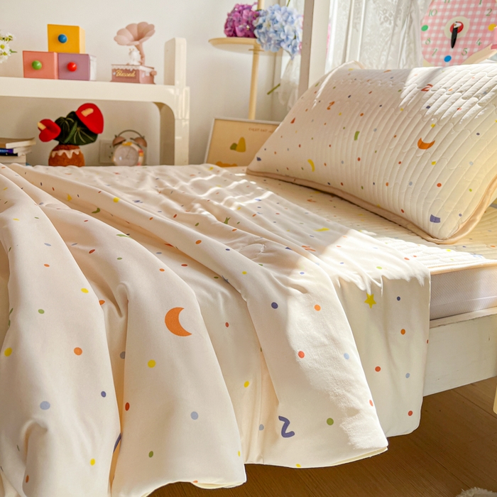 91家纺网 家纺一手货源 找家纺 （总）卡普家居 2026新款A类锦氨凉感印花夏被床盖床单款三件套