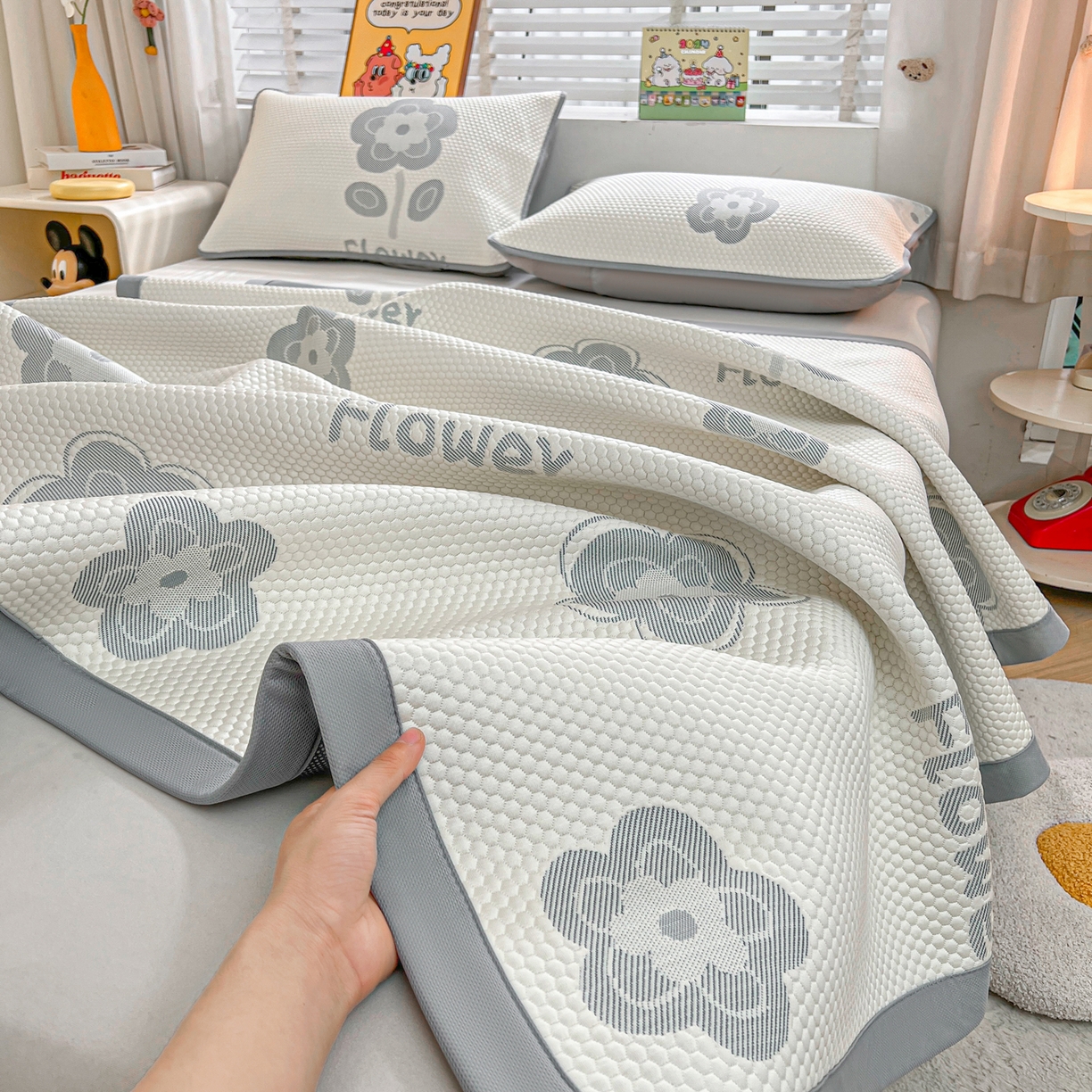 91家纺网 家纺一手货源 找家纺 （总）爱思凯家纺 2026新款A类凉感冰豆豆宿舍凉席席子凉席-灵萌-成人款