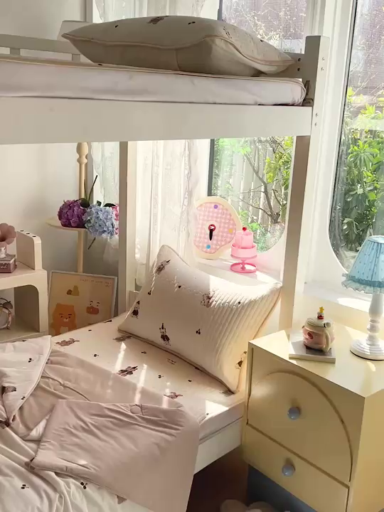 91家纺网 家纺一手货源 找家纺 卡普家居 2026新款A类锦氨凉感印花夏被床盖床单款三件套 奶咖萌宠