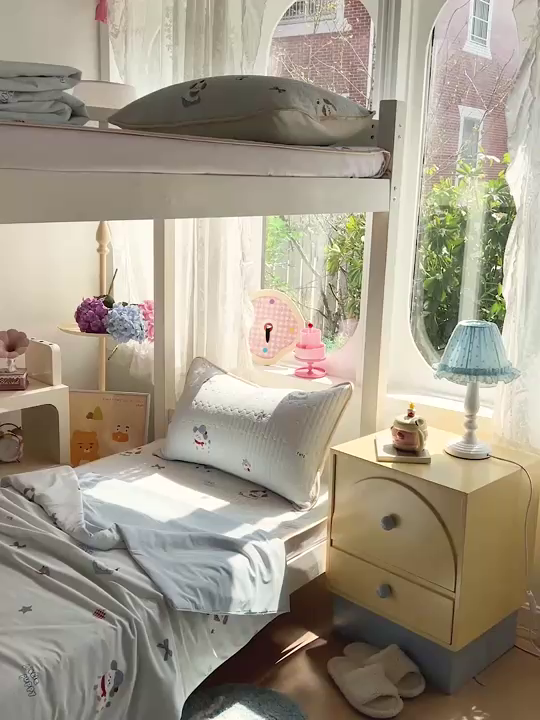 91家纺网 家纺一手货源 找家纺 卡普家居 2026新款A类锦氨凉感印花夏被床盖床单款三件套 帕恰狗