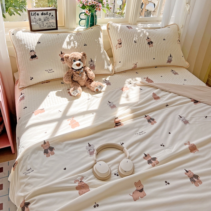 91家纺网 家纺一手货源 找家纺 卡普家居 2026新款A类锦氨凉感印花夏被 奶咖萌宠