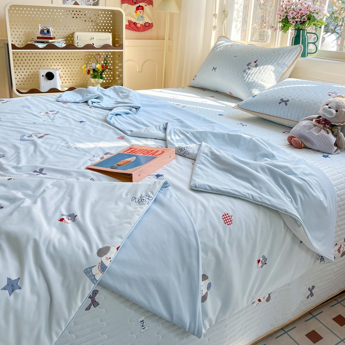 91家纺网 家纺一手货源 找家纺 卡普家居 2026新款A类锦氨凉感印花夏被 帕恰狗