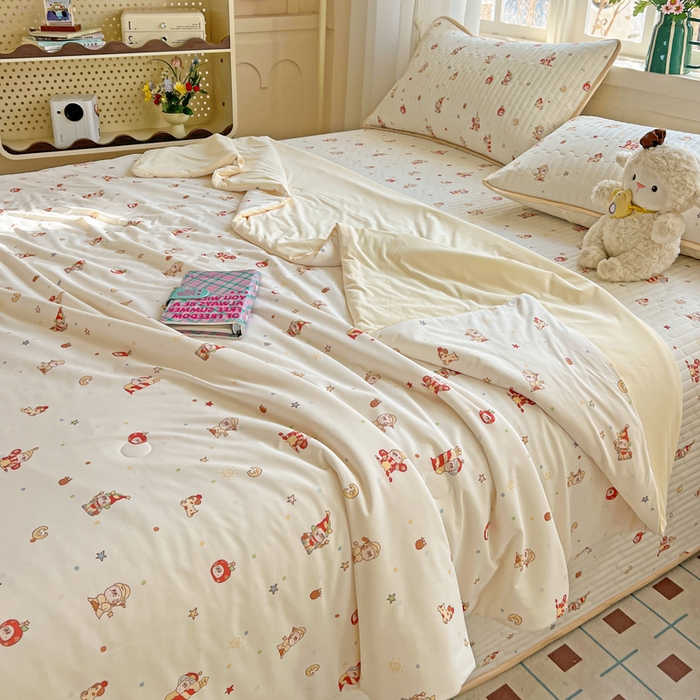 91家纺网 家纺一手货源 找家纺 卡普家居 2026新款A类锦氨凉感印花夏被 星星人