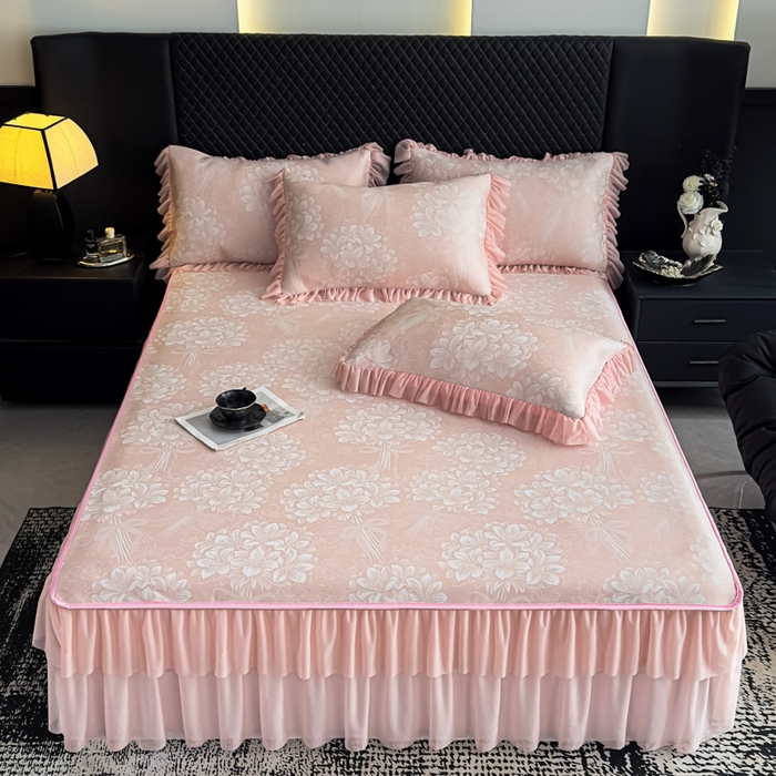 91家纺网 家纺一手货源 找家纺 家之硕家纺 2026春夏新款凉感提花床裙款凉席席子 百合捧花--粉