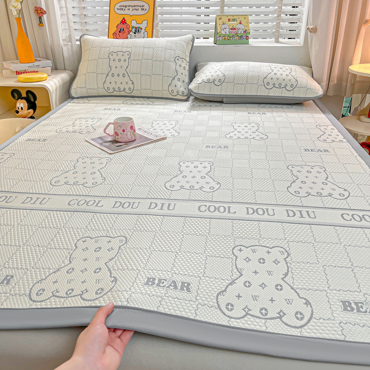 91家纺网 家纺一手货源 找家纺 （总）爱思凯家纺 2026新款A类凉感冰豆豆宿舍凉席席子凉席-灵萌-成人款