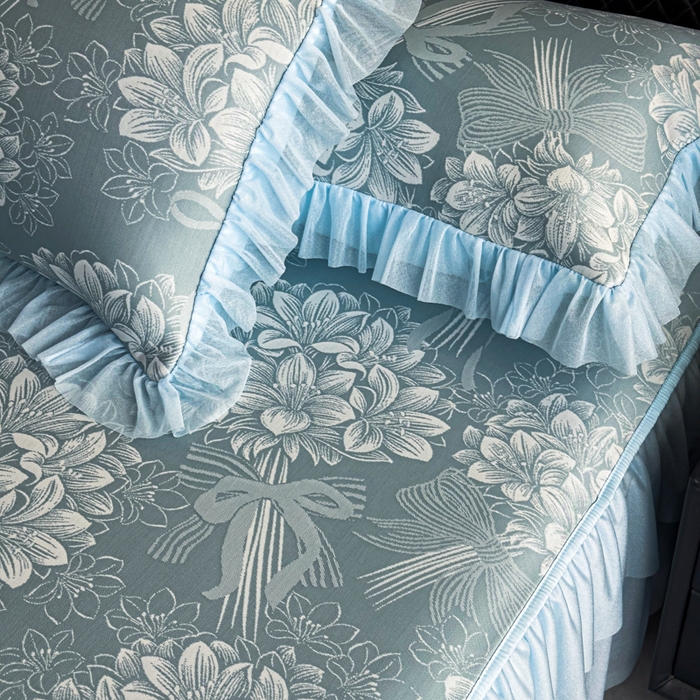 91家纺网 家纺一手货源 找家纺 家之硕家纺 2026春夏新款凉感提花床裙款凉席席子 百合捧花--深蓝