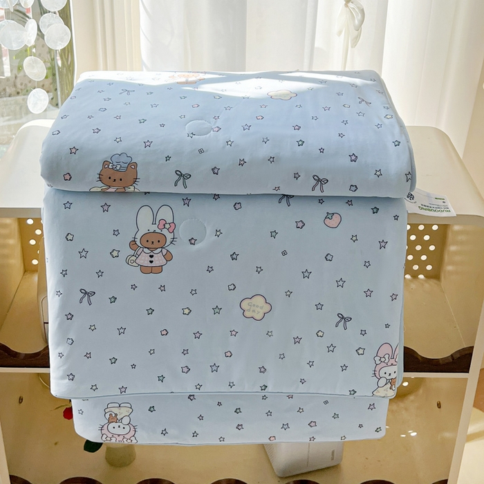 91家纺网 家纺一手货源 找家纺 卡普家居 2026新款A类锦氨凉感印花单床盖凉席 萌兔星愿