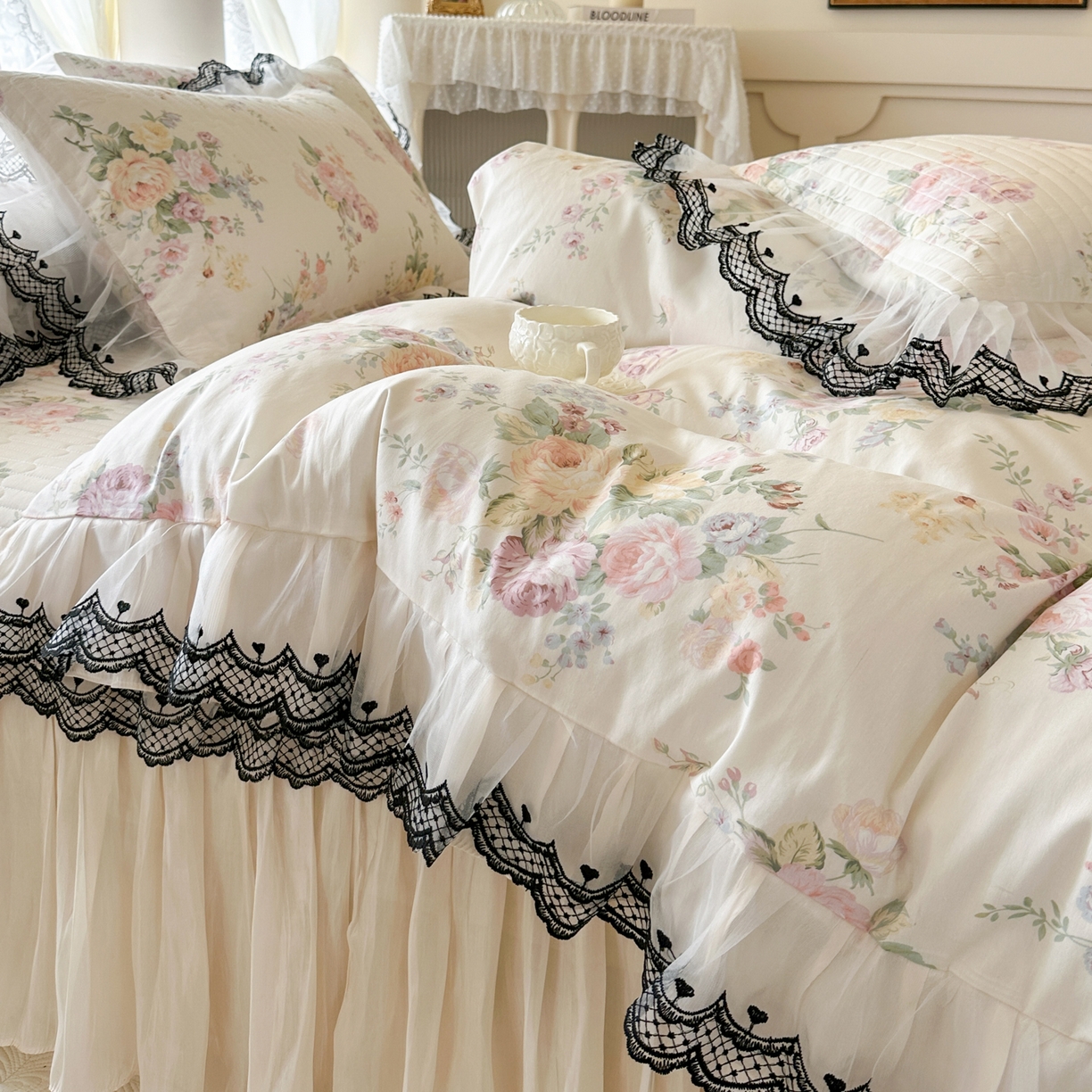 91家纺网 家纺一手货源 找家纺 恋尚 2026春夏新款全棉纯棉印花床裙四件套 床裙四件控价270起 春薇花信