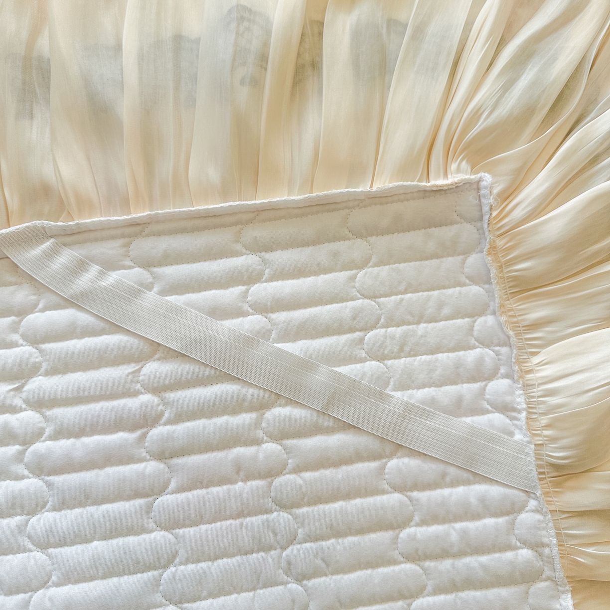 91家纺网 家纺一手货源 找家纺 恋尚 2026春夏新款全棉纯棉印花床裙四件套 床裙四件控价270起 春薇花信