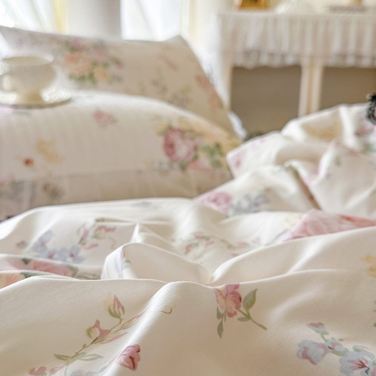 91家纺网 家纺一手货源 找家纺 恋尚 2026春夏新款全棉纯棉印花床裙四件套 床裙四件控价270起 春薇花信