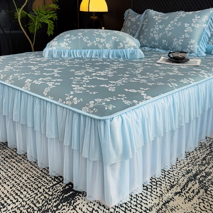 91家纺网 家纺一手货源 找家纺 家之硕家纺 2026春夏新款凉感提花床裙款凉席席子 蔷薇玫瑰--深蓝