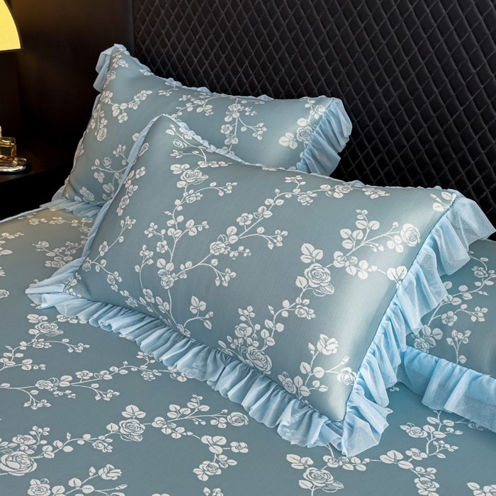 91家纺网 家纺一手货源 找家纺 家之硕家纺 2026春夏新款凉感提花床裙款凉席席子 蔷薇玫瑰--深蓝